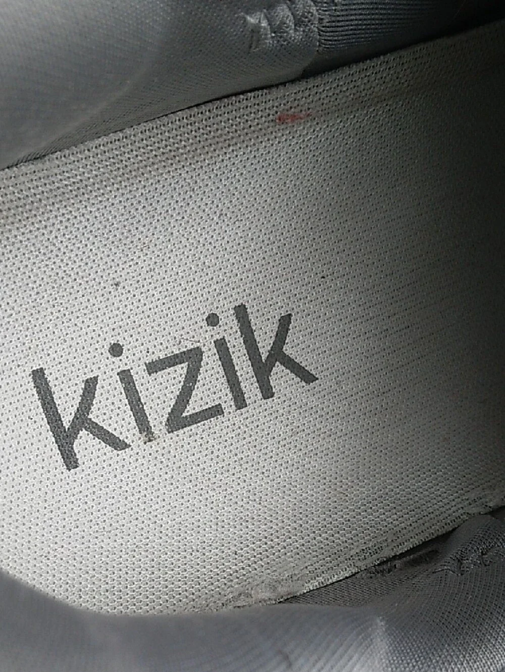 Kizik men size